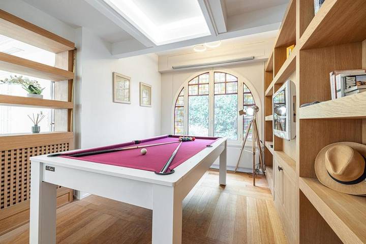 Location de vacances pour 7 personnes, avec jardin ainsi que piscine et jacuzzi dans Office de Tourisme d'Antibes - 4