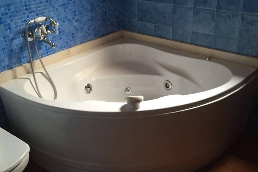 Preisler Ländliches Haus Im Berg Mit Jacuzzi in Yeste, Albacete Provinz