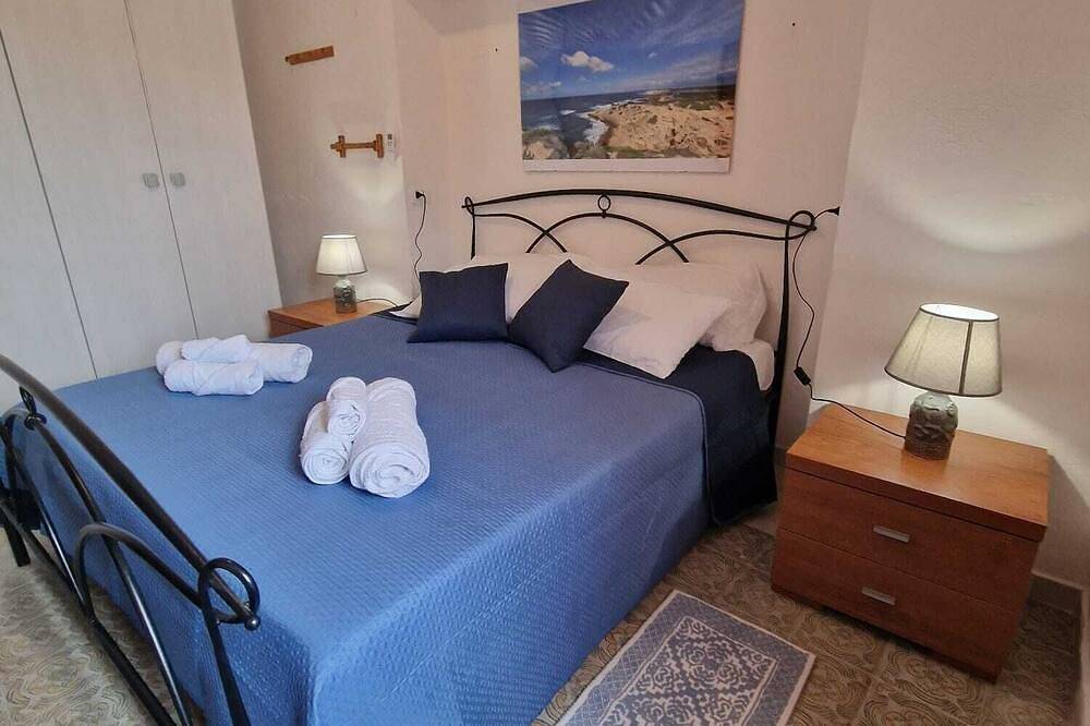 Casa Vacanze, Stile Campidanese con Tocchi Moderni, a 10 min dal Mare in Riola Sardo, Stagno di Càbras