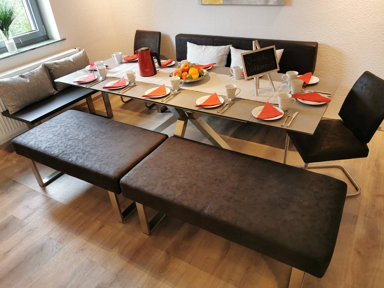 Ganze Ferienwohnung, Gruppen-Unterkunft "Xxl" für 10-12 Personen mit großem Gartenbalkon in Bensheim, Bergstraße