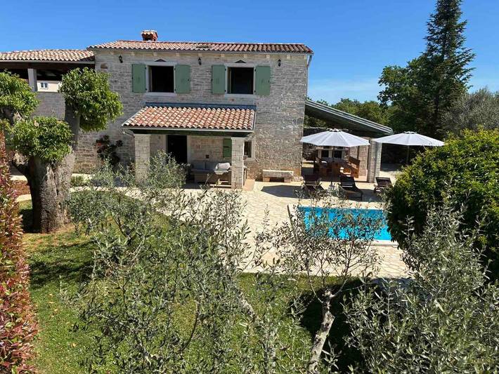 Villa für 6 Personen, mit Garten und Pool - 1