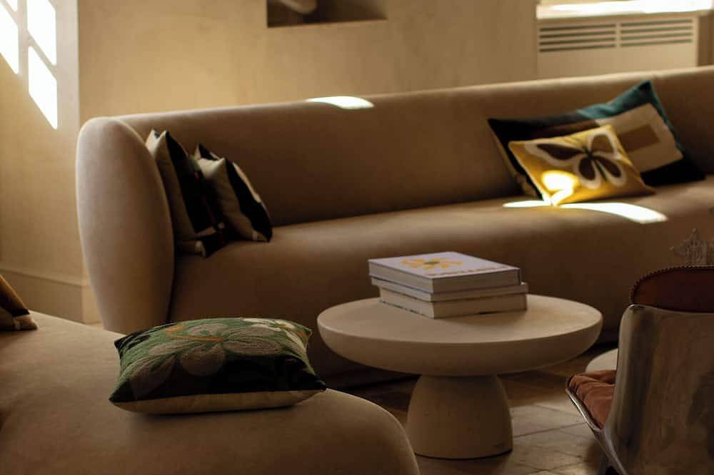 La Maison - Grignan Village-center house ideal for groups. in Grignan, Nyons und Umgebung