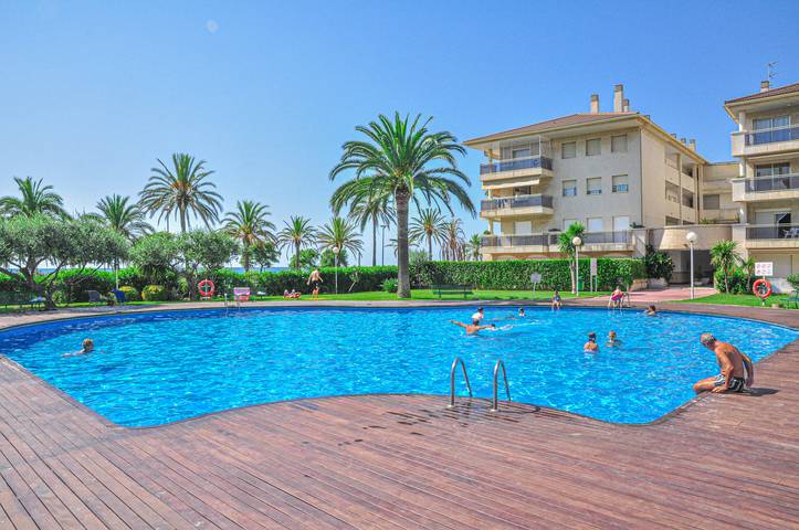 Ferienwohnung für 6 Personen, mit Garten und Pool sowie Terrasse in Cambrils - 4