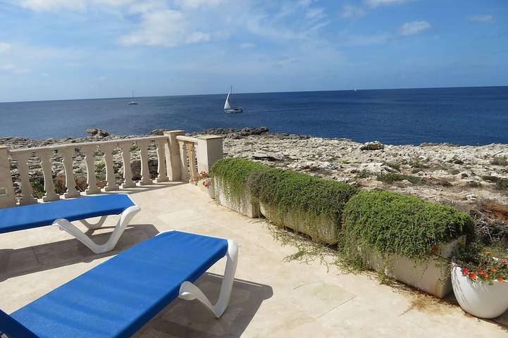 Holiday rental for 6 people, with terrace and pool as well as garden in Binibeca