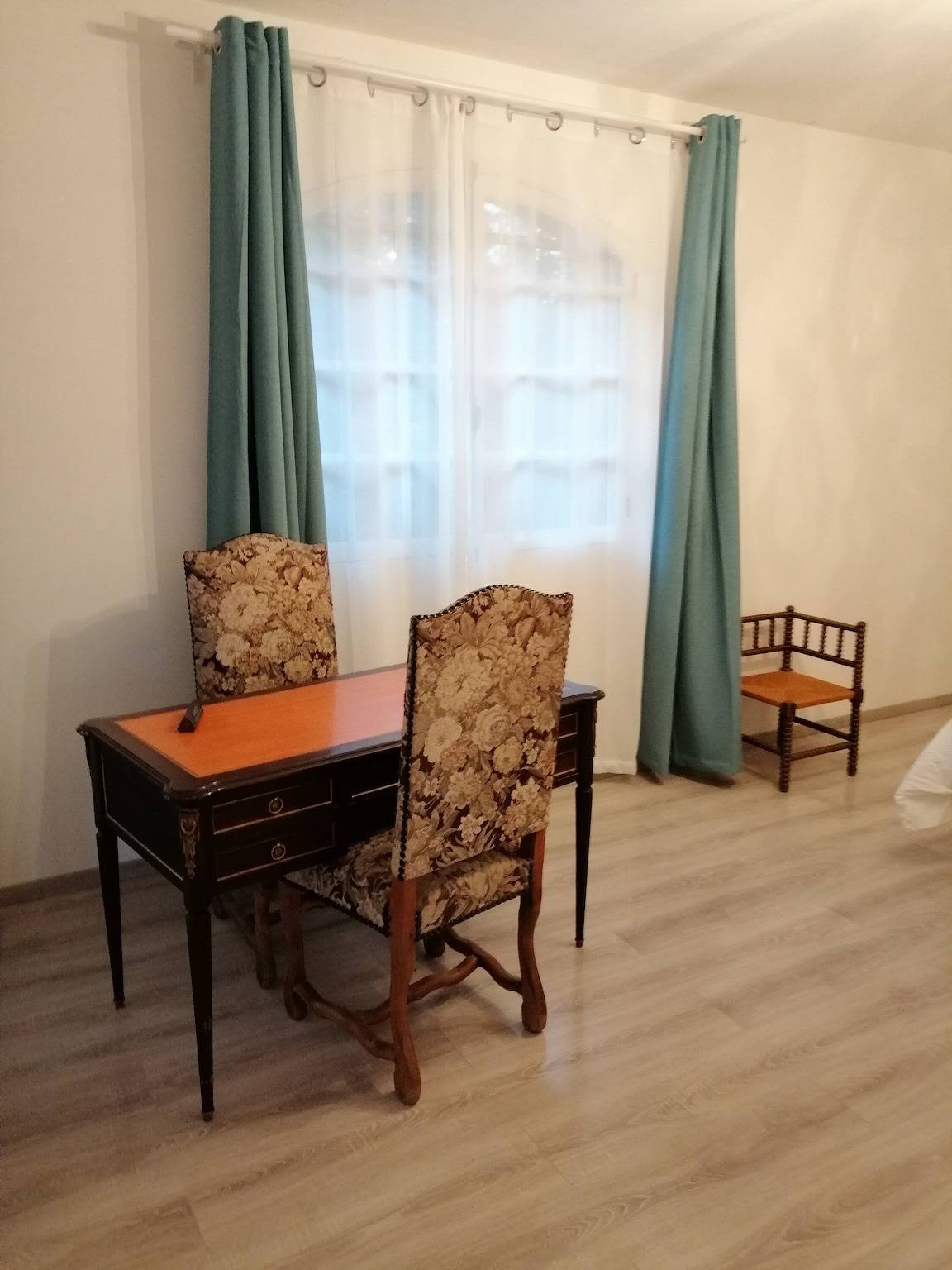 Apartamento 'Les Alliots' con terraza privada, jardín privado y Wi-Fi in Coullons, Valle del Loira