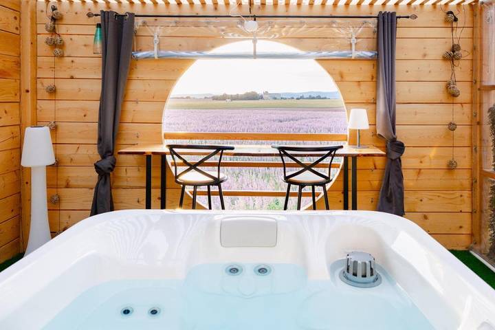 Chambre d’hôte pour 2 personnes, avec jardin et vue