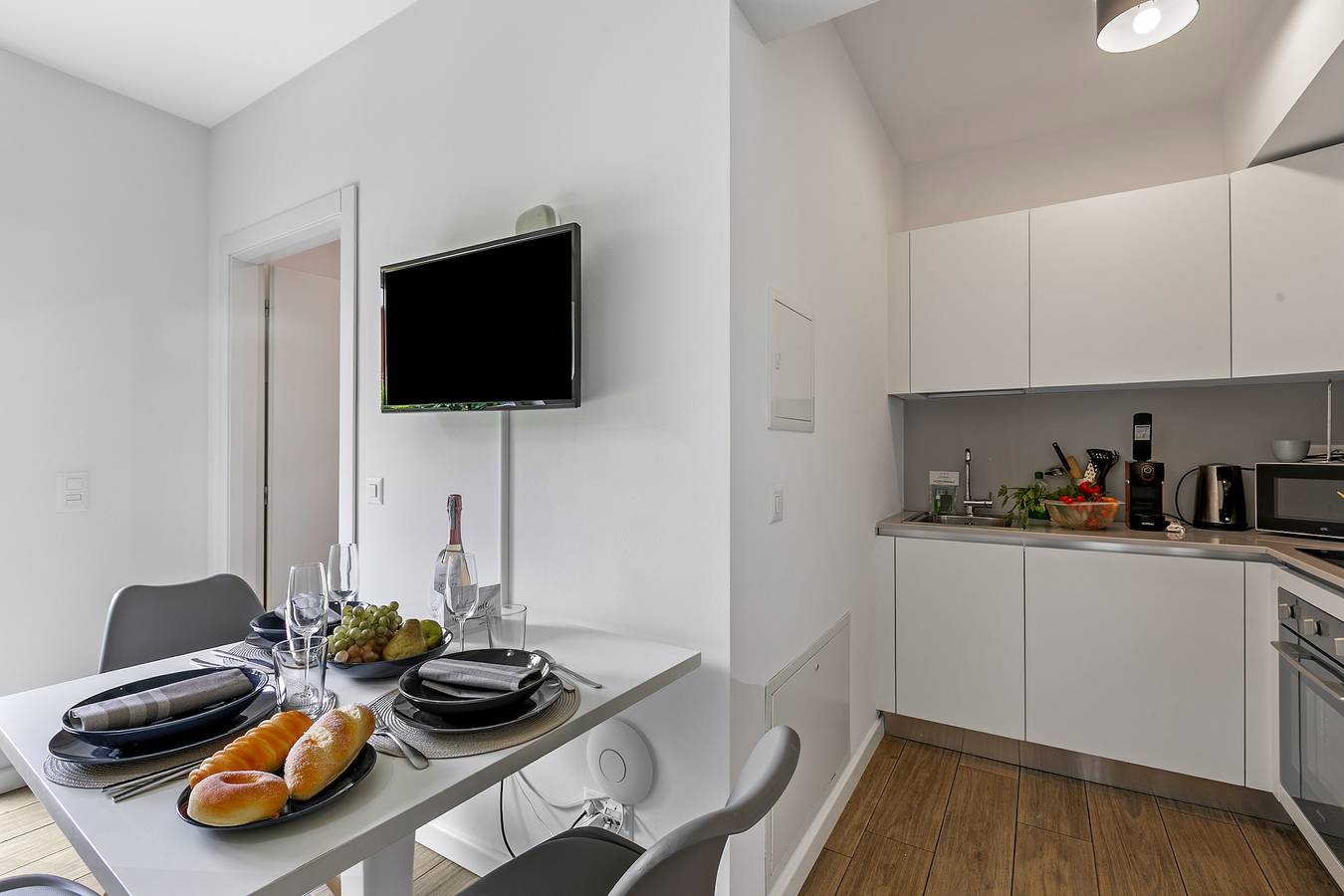 Entire apartment, Modern Viganello- San Salvatore apartment in Lugano, Lake Lugano