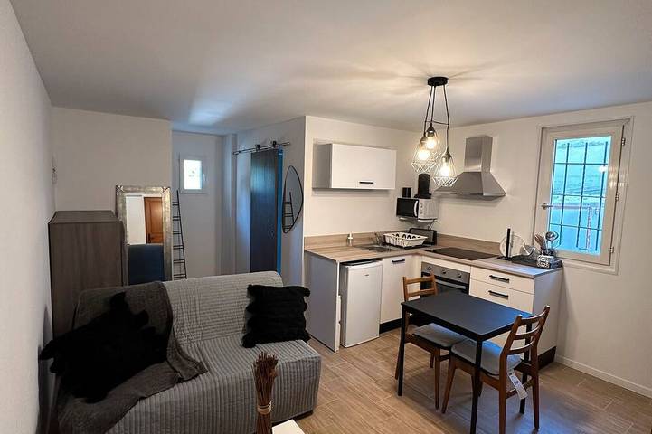 Appartement de vacances pour 2 personnes, avec balcon ainsi que piscine et jardin - 1
