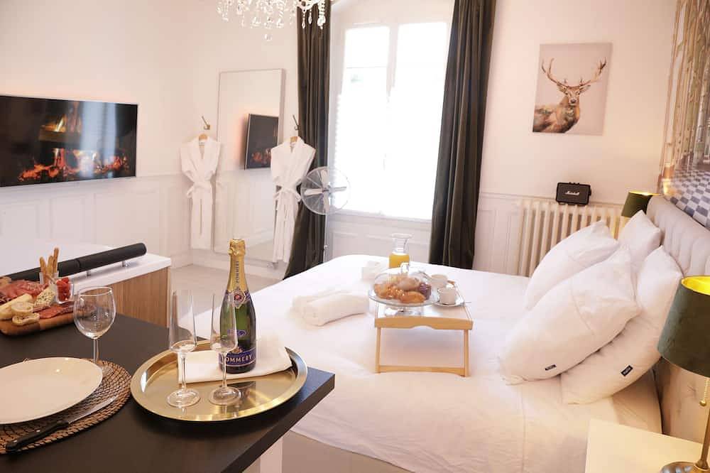 Appartement entier, La Marquise Cosy Flat - Jacuzzi - Senlis in Senlis, Oise