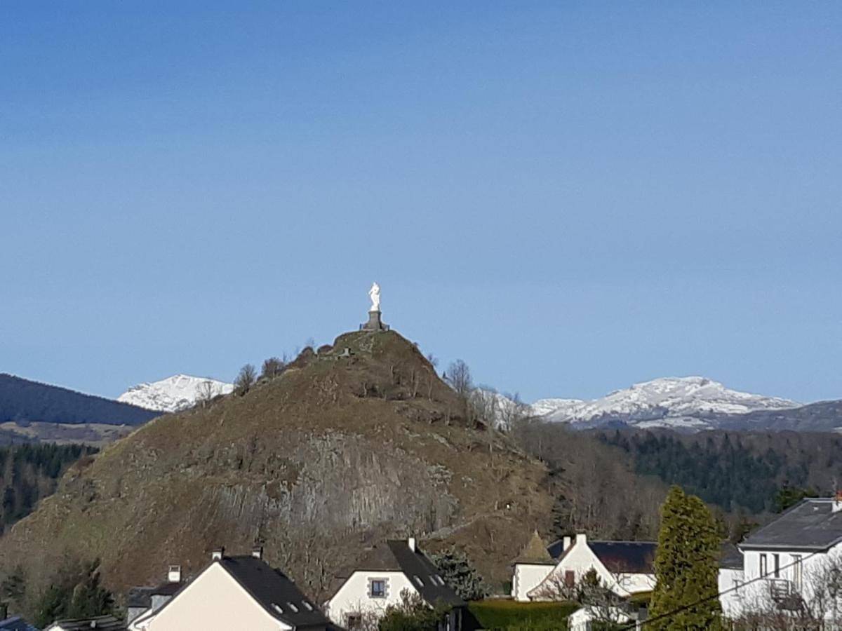 Levoldumilan in Parc naturel régional des Volcans d'Auvergne