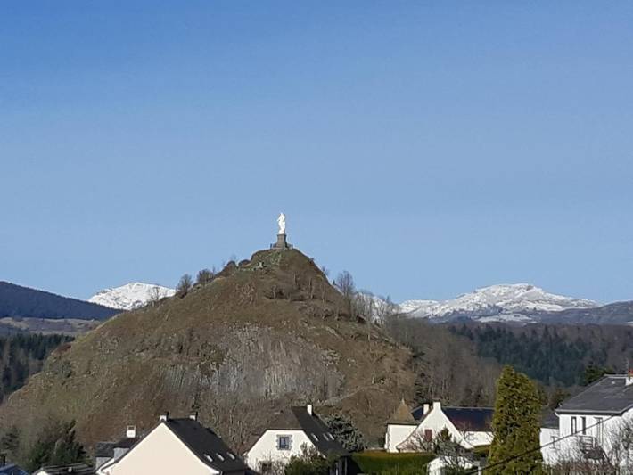 Chambre d’hôte pour 3 personnes, avec jardin et vue dans Prat de Bouc Haute Planèze - 4