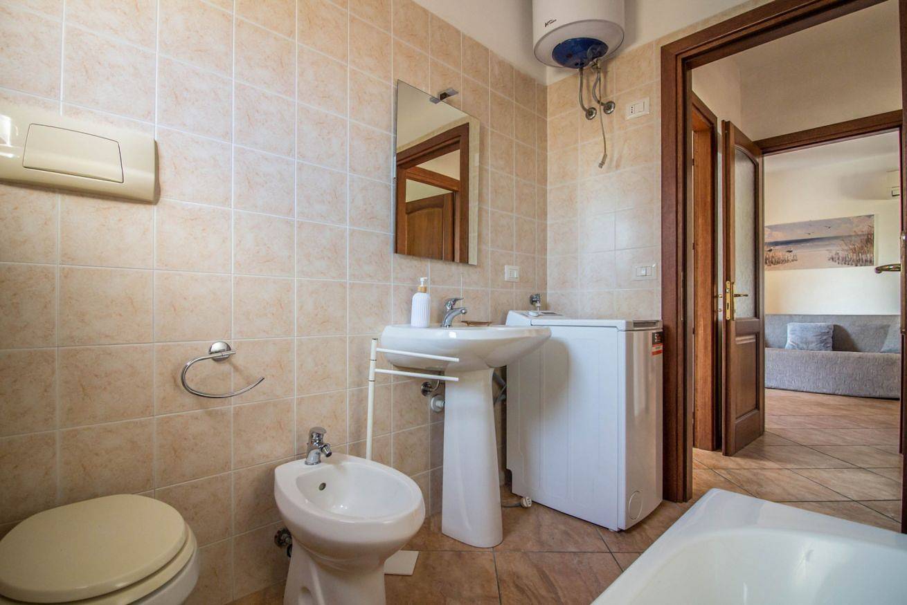 Appartamento intero, Guesthost - La Rosa dei Venti Flat 2 with Veranda in Olbia, Costa Smeralda