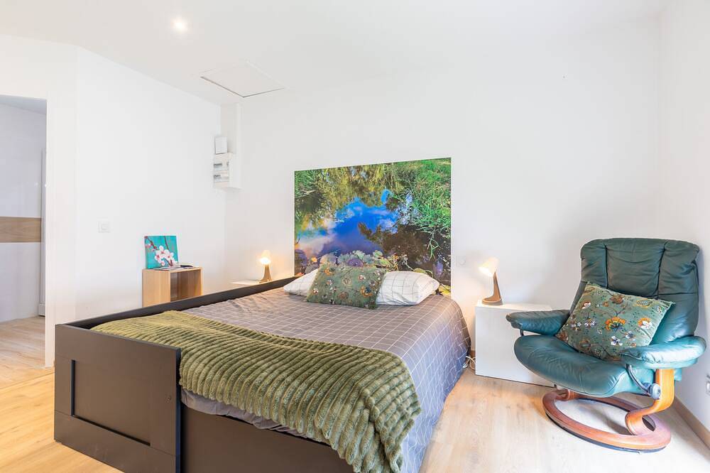 Entire apartment, New Studio Rivage Garden Floor in Plouédern, Brest region