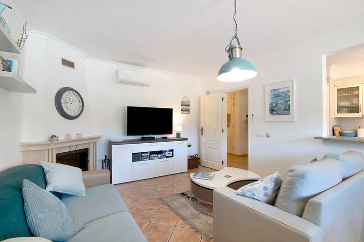 Gîte pour 6 personnes dans Almancil - 3