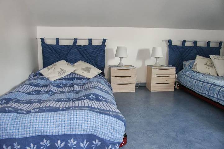 House Facing The Sea 180° Imprensable View, 3 Bedrooms, bright renovated in La Plaine-sur-Mer, Côte de Jade