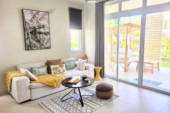 Gîte pour 4 personnes, avec piscine ainsi que terrasse et jardin dans Paea - 2