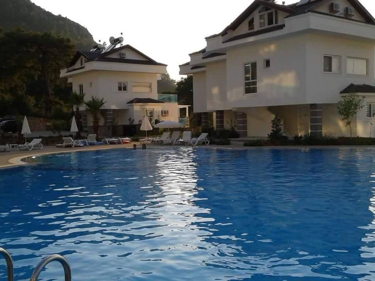 Apartamento entero, Apartamento de vacaciones para 4 personas con jardín in Fethiye, Muğla