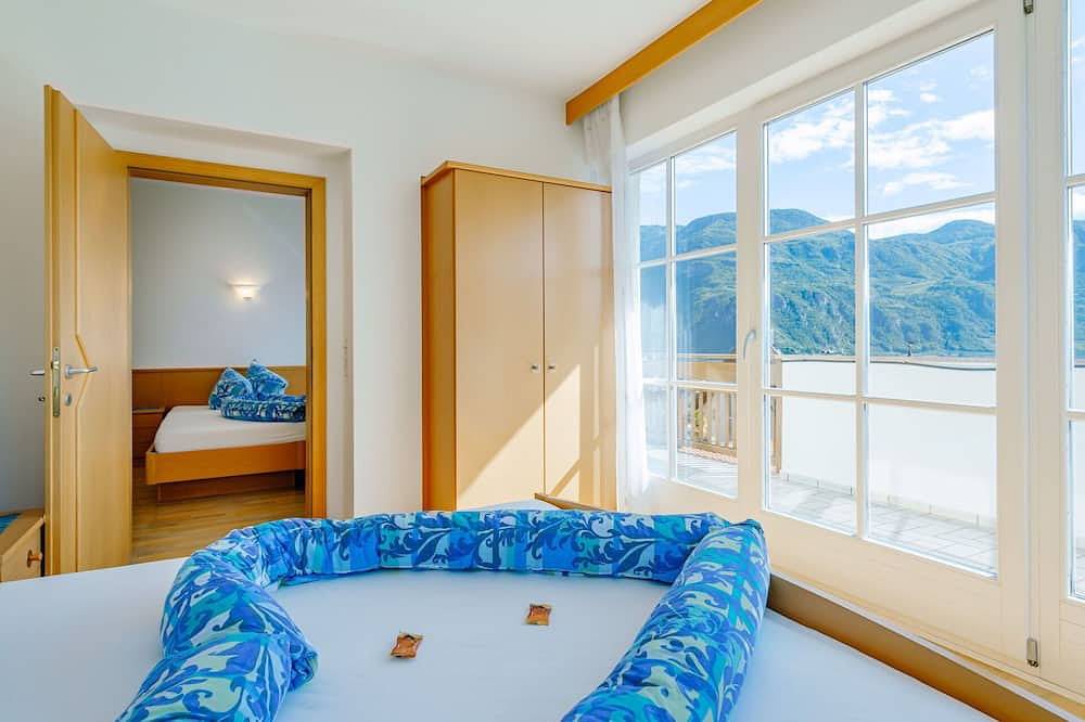 Ganze Wohnung, Herrliche Wohnung für 4 Leute mit  W-Lan, Pool, Tv und Innenhof in Andrian, Nonsberggruppe