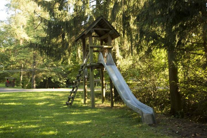 Ferienanlage für 4 Personen, mit Garten in Rheinland-Pfalz - 2