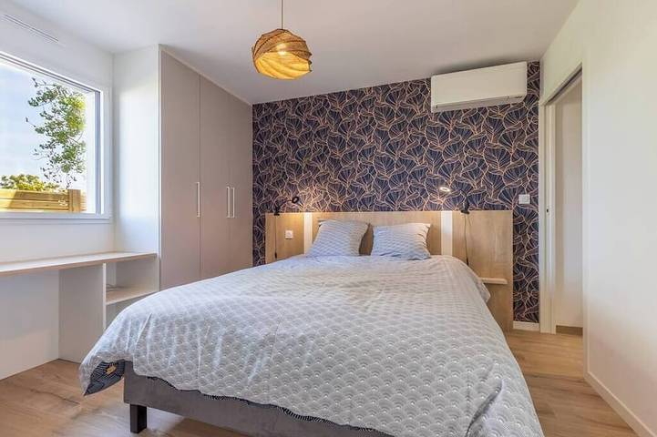Location de vacances pour 7 personnes, avec Balcon ainsi que Jardin et Piscine à Sibiril - 4