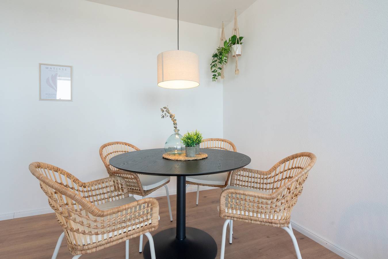 Apartamento entero, Apartamento 'Fewo Sonnenaufgang, Ausblick' con terraza compartida, balcón y Wi-Fi in Augsburgo, Suabia (Baviera)