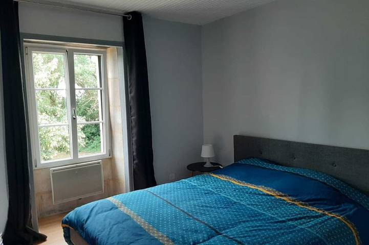 Location de vacances pour 12 personnes, avec Terrasse et Jardin à Mareuil-sur-Lay-Dissais - 3