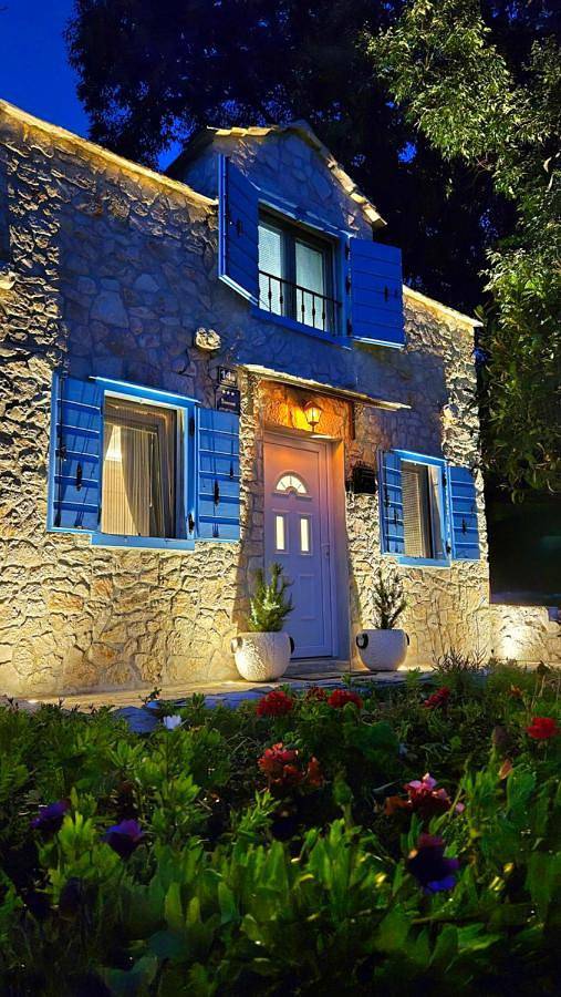 Apartament wakacyjny dla 3 osób, z ogród i taras w Drvenik