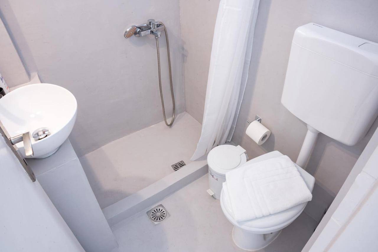 Entire apartment, One-Bedroom Apartment in Firostefani, Thera