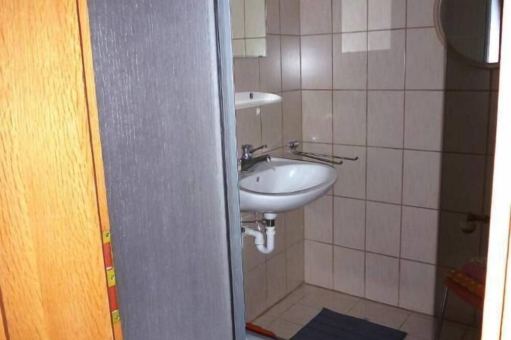 Apartamento inteiro, Vacation apartment with barbecue facilities and free Wlan in Bayerisch Eisenstein, Arberland