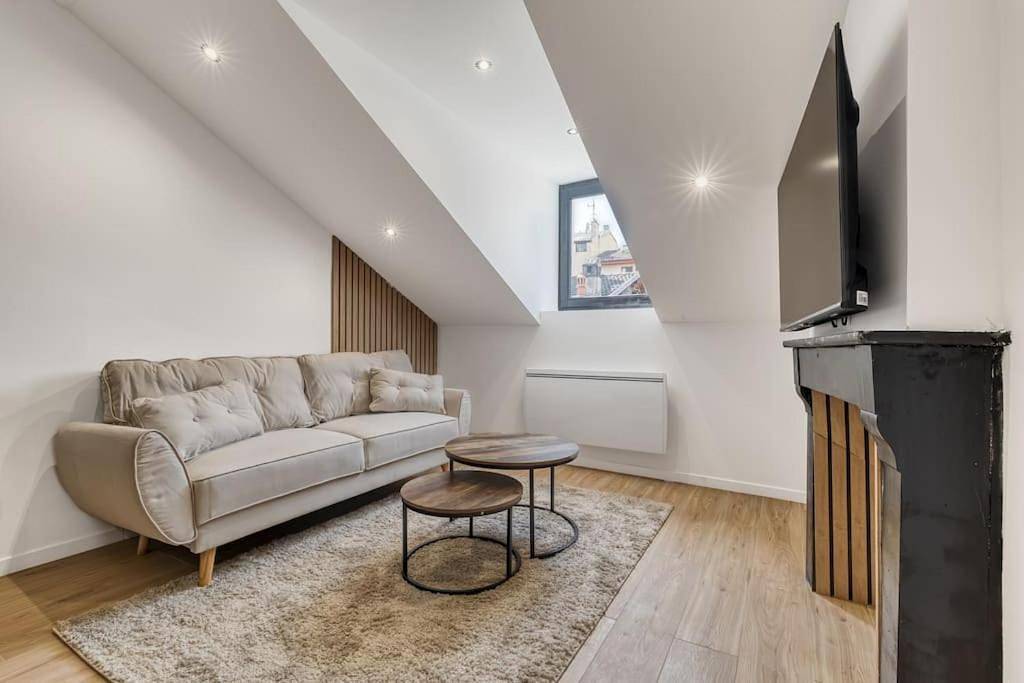 Appartement entier, One-Bedroom Apartment in Évian-les-Bains, Région de Thonon-les-Bains