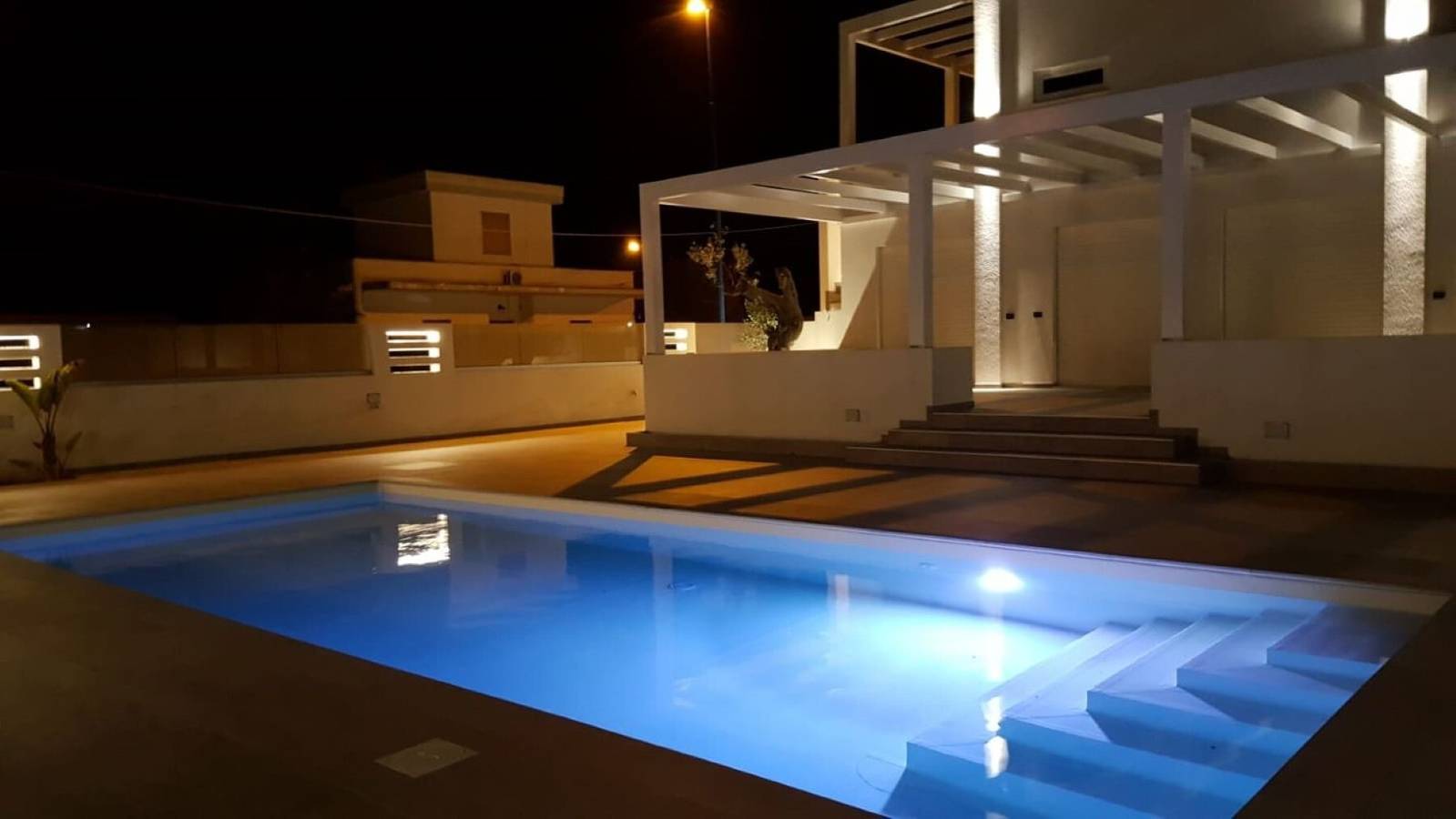 Ganze Wohnung, Ferienwohnung "Elite Luxury Residenz 1" mit Meerblick, Pool & Terrasse in Racale, Golf von Tarent