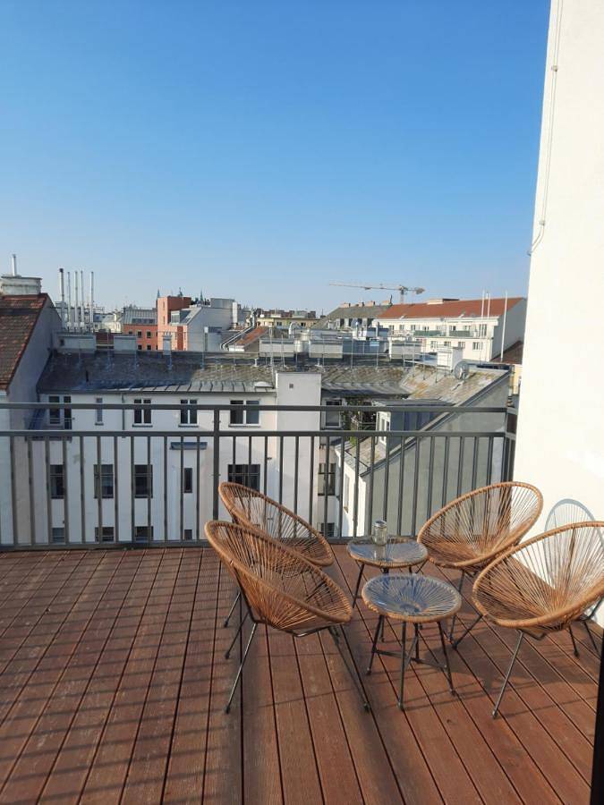 Ferienwohnung für 12 Personen, mit Terrasse und Ausblick in Wien - 2