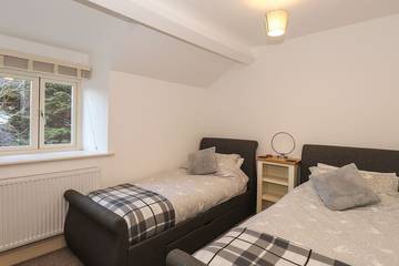 Log Cabin for 4 People in Grange-over-Sands, Cumbria, Photo 4