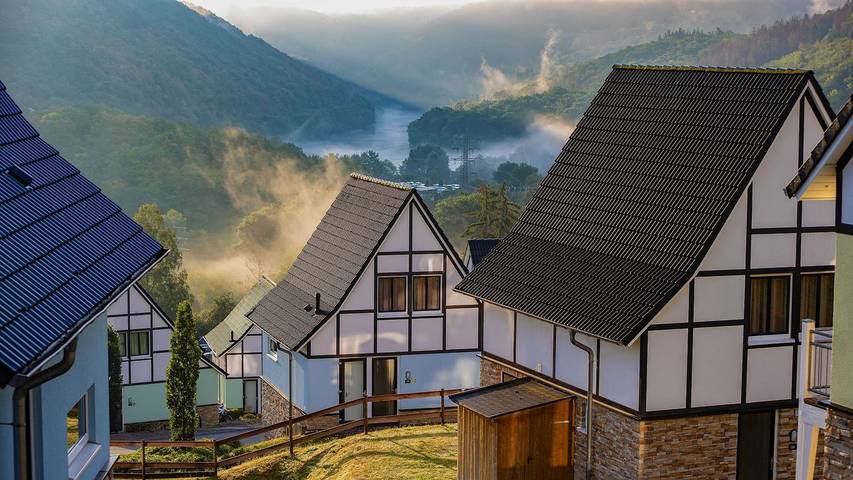 Villa voor 8 personen, met terras en zwembad in de Eifel