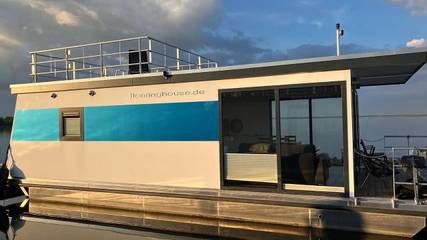 Boot für 3 Personen, mit Garten und Seeblick in Mecklenburgische Seenplatte