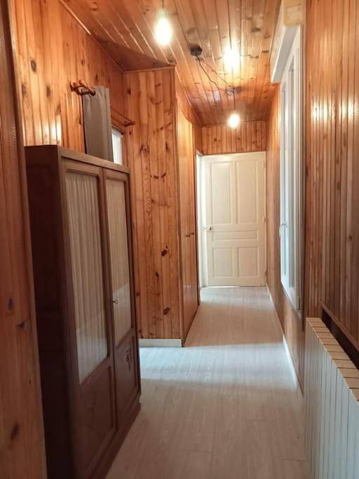 Appartement entier, F2 1Er Etage - 5 min du Lac de Madine in Vigneulles-lès-Hattonchâtel, Région de Commercy