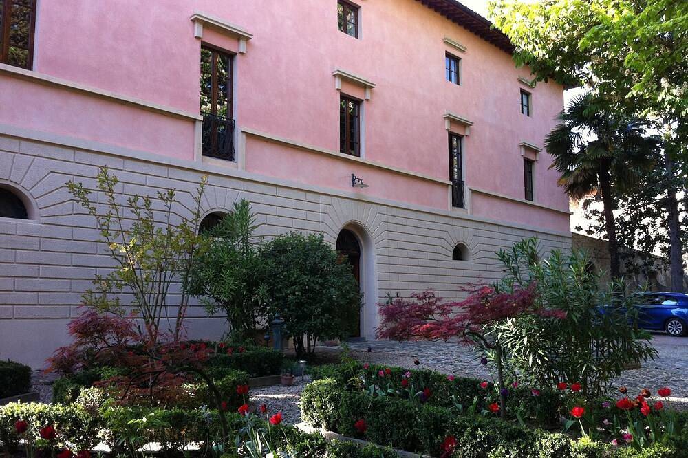 Ganze Wohnung, Villa Humbourg eine herrliche toskanische Villa aus dem 18. Jahrhundert wird Sie verzaubern in Certaldo, Chianti