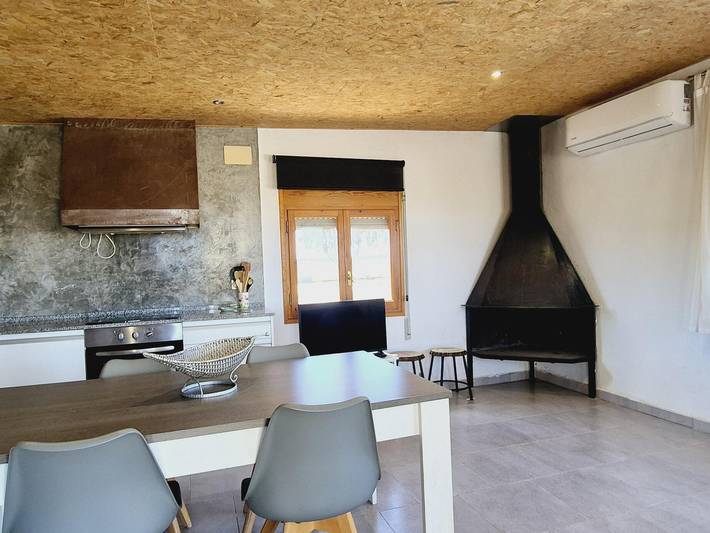 Casa de huéspedes para 6 personas, con jardín y terraza, Se admiten mascotas en Delta del Ebro - 3