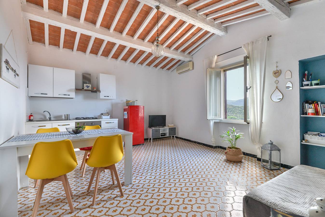 Appartamento intero, Appartamento 'Casa Le 3 B Con Vista Mare' con Wi-Fi e aria condizionata in Isola d'Elba