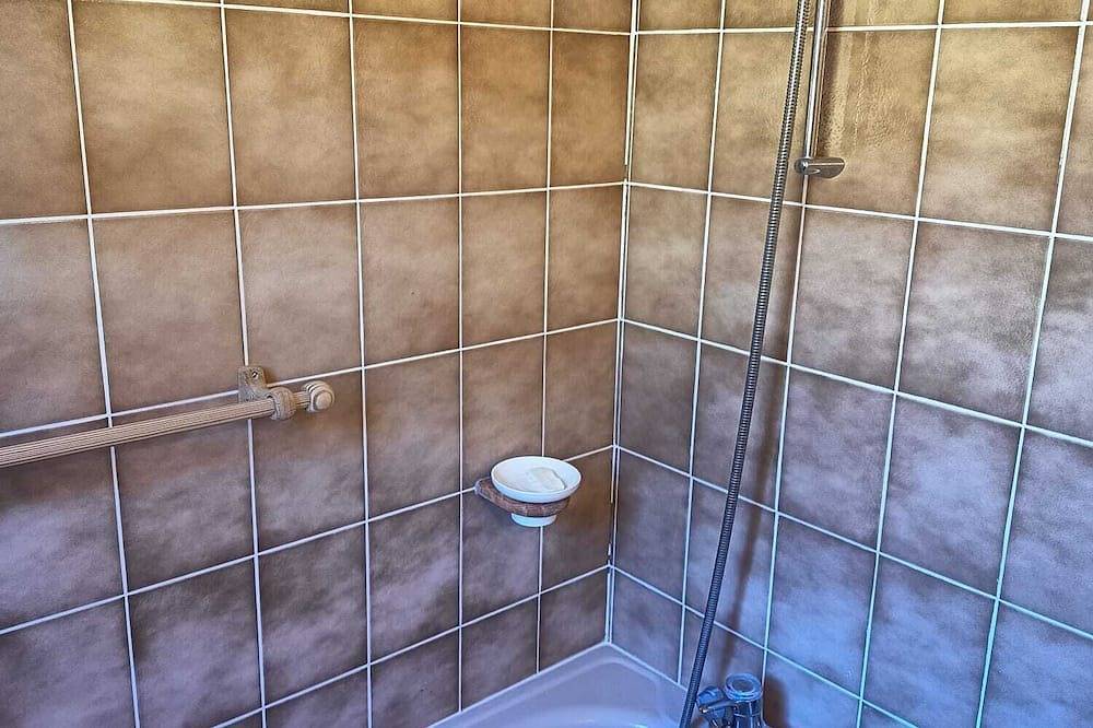 Ganze Wohnung, Apartment with Mont Blanc view, terrace and garage in Cordon, Pays du Mont-Blanc