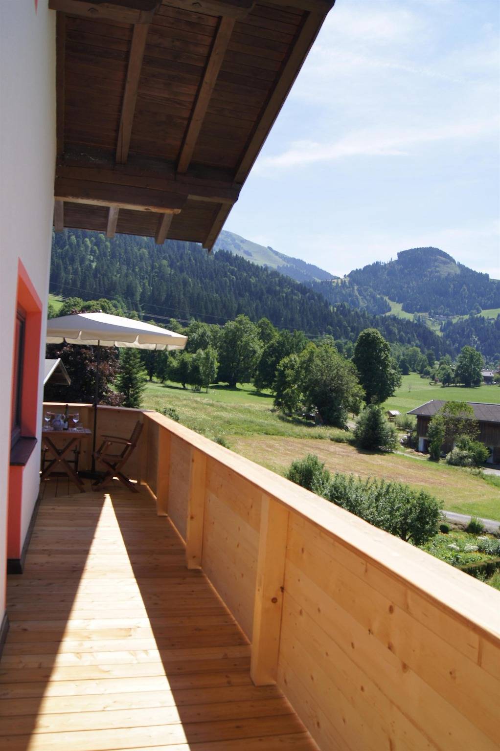 Geheel vakantieappartement, Appartement, toilet en bad/douche gescheiden, 2 slaapkamers in Söll, Kaisergebirge