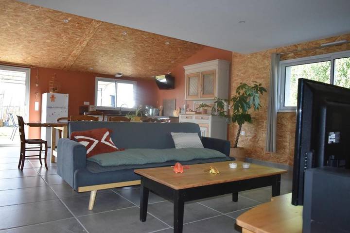 Location de vacances pour 8 personnes, avec Terrasse et Jardin ainsi que Piscine et Vue dans Orée-d'Anjou - 4