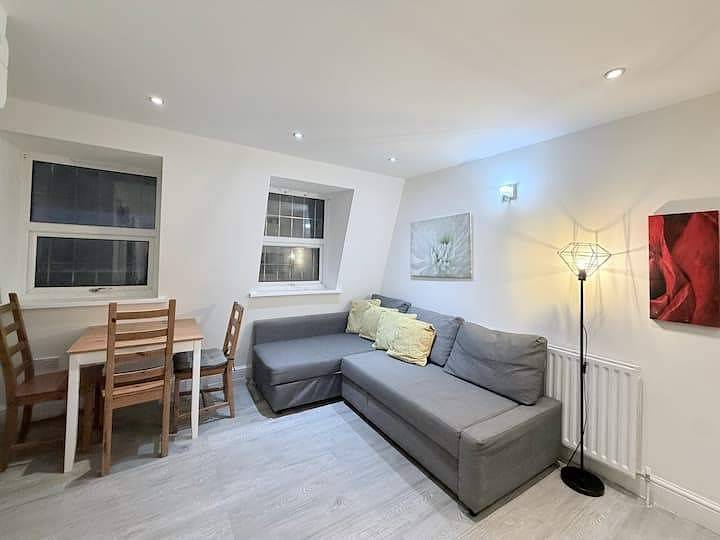 Holiday Apartment for 6 People in Tower Hamlets, London