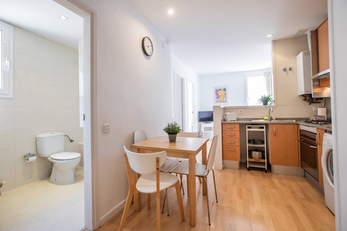 Geheel appartement, 23Ptbg1090 - Beautiful 2br Apartment near Sants in Barcelona Centre, Barcelona