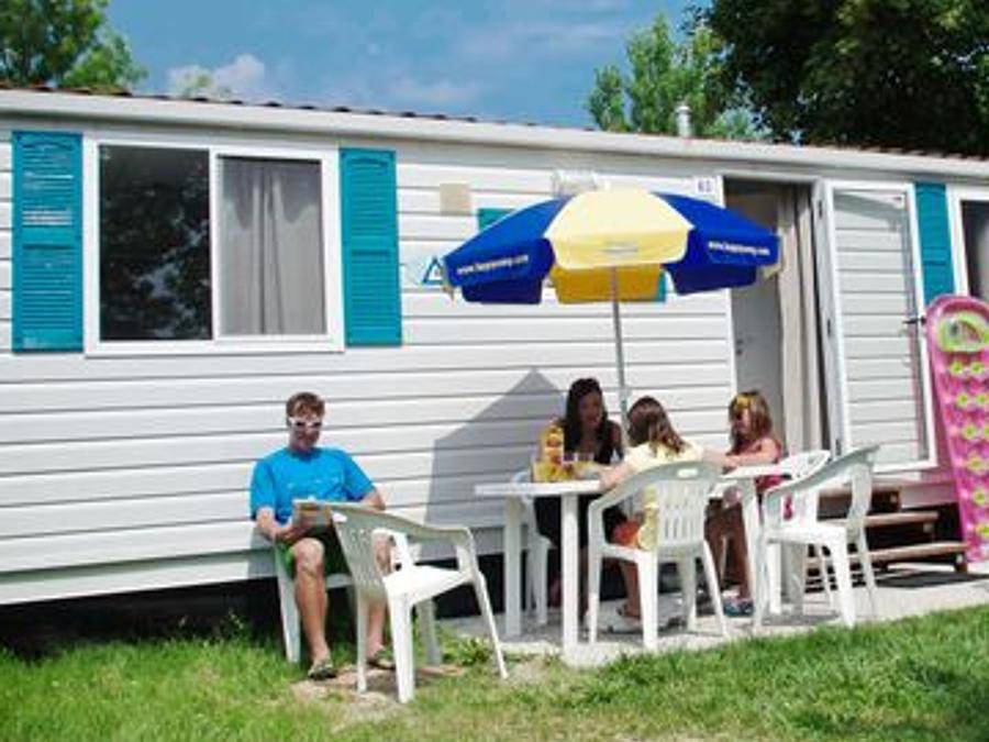 Camping Ultima Spiaggia - Stacaravan 6 personen - Gelukkig Ontspannen in Bari Sardo, Provincie Ogliastra