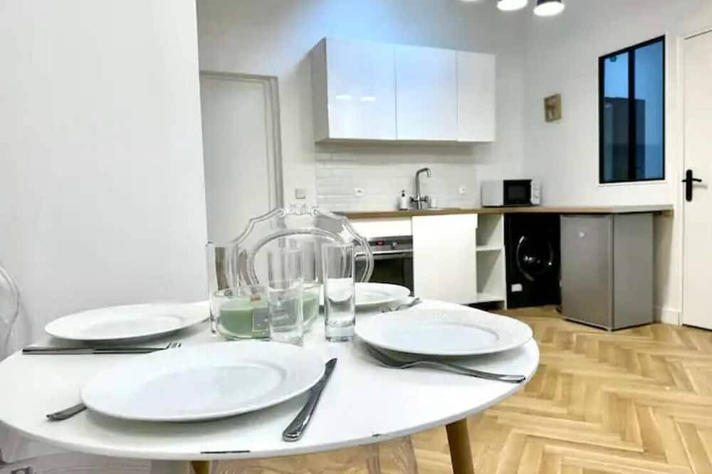 Apartamento entero, Appartement Rénové Moderne Proche Paris Stade de France Parc de la Villette in Aubervilliers, Sena-Saint Denis