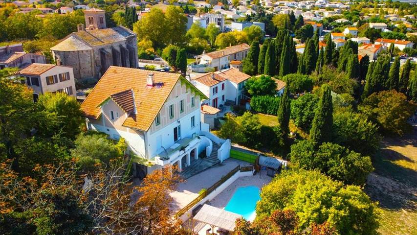 Location de vacances pour 10 personnes, avec sauna et terrasse ainsi que vue et piscine, animaux acceptés à Cavanac