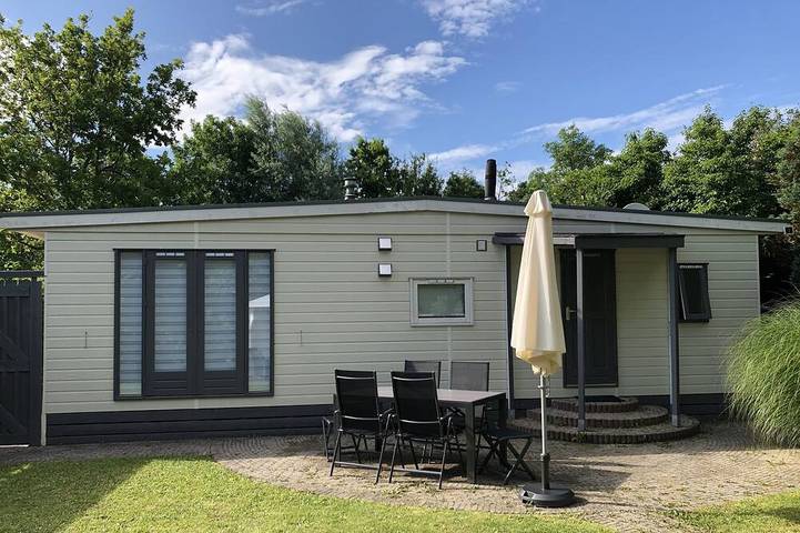 Chalet für 4 Personen, mit Garten in Scharendijke