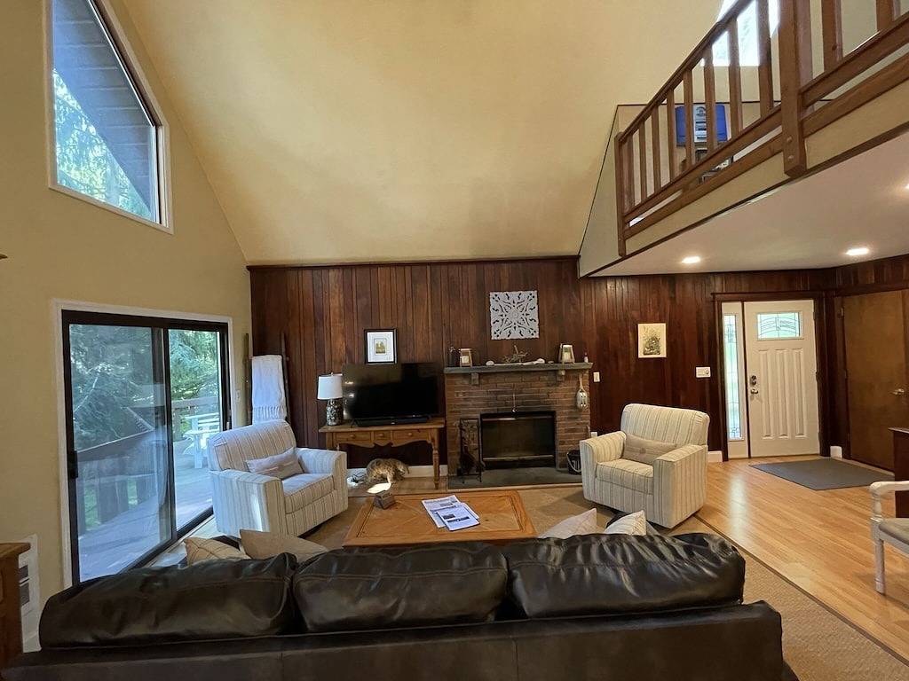 Entspannende Seeufer, ruhig, privat, sehr sauber. Ideal für Gruppen und Familien. in Smallwood, Sullivan County