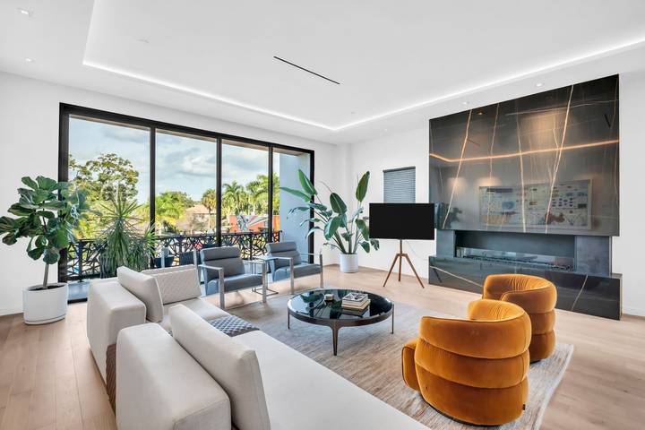 Vacation rental for 8 people, with terrace in St. Petersburg (FL)